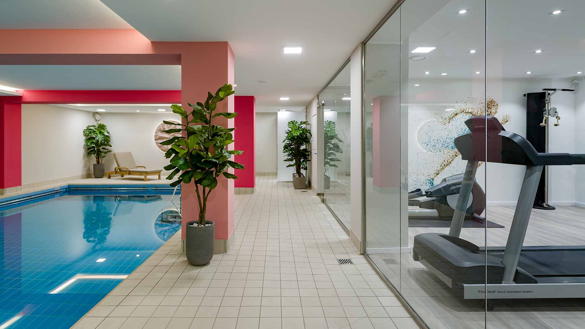 Connecting area between pool and fitness